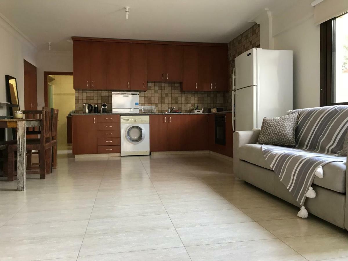 Mystra Place Никозия Екстериор снимка