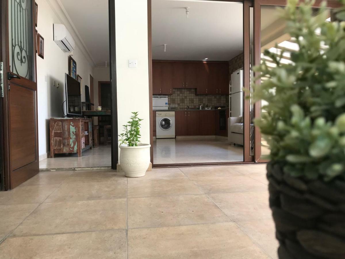 Mystra Place Никозия Екстериор снимка